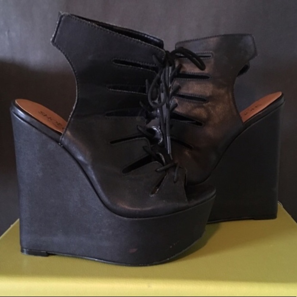 Nasty Gal show cult lace up wedges